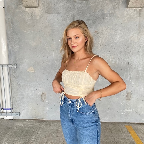 Meet your Posher, Faith - Picture 4 of 5